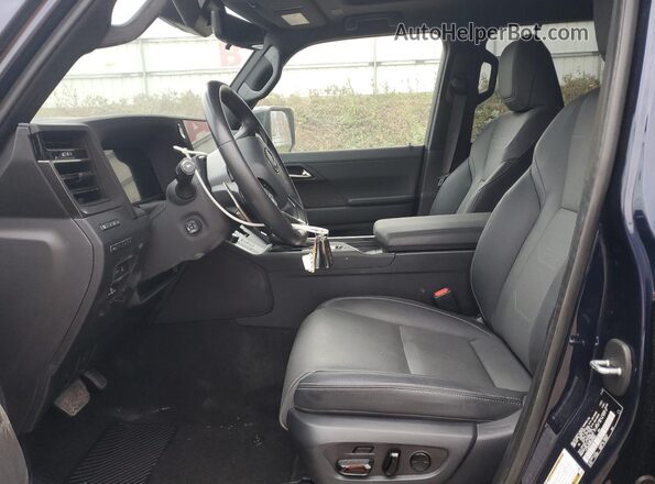 JTJVBCDX8R5029851 2024 LEXUS GX Синий Вид салона спереди
