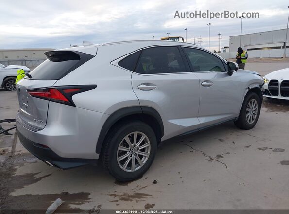 JTJYARBZ7K2126151 2019 LEXUS NX 300 Silver Tył prawy