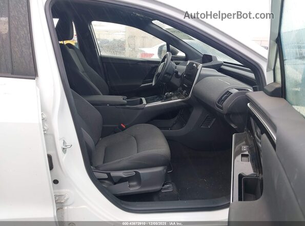 JTMABABA1PA025195 2023 SUBARU SOLTERRA Белый Вид салона спереди