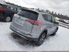 2018 Toyota Rav4 Xle Серебряный vin: JTMRFREV9JJ212082