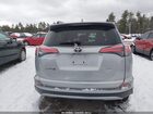 2018 Toyota Rav4 Xle Серебряный vin: JTMRFREV9JJ212082