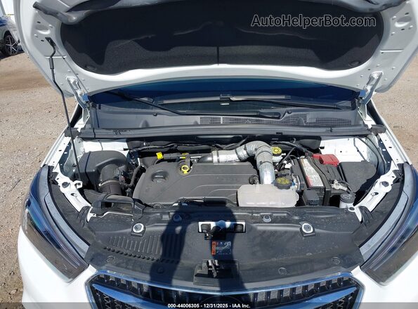 KL4CJASM8NB568888 2022 BUICK ENCORE Белый Вид сзади