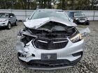 2022 Buick Encore Preferred Серебряный vin: KL4CJESM2NB559708