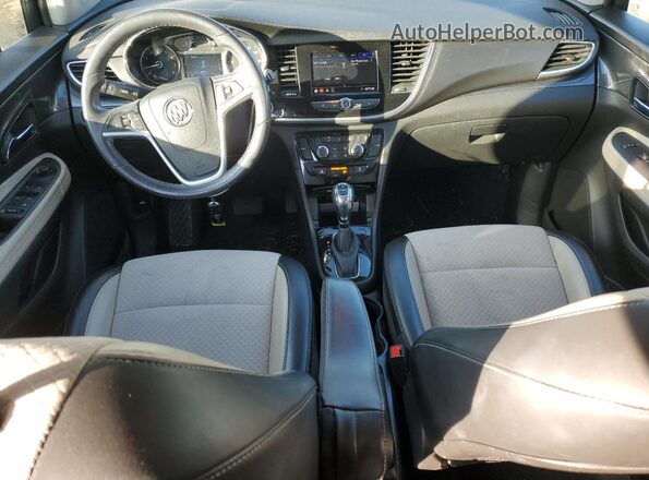 KL4CJESMXMB365409 2021 BUICK ENCORE Серебряный Вид панели приборов