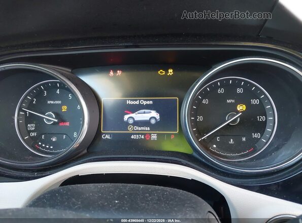 KL4MMGSL5NB009496 2022 BUICK ENCORE White Вид задніх сидінь