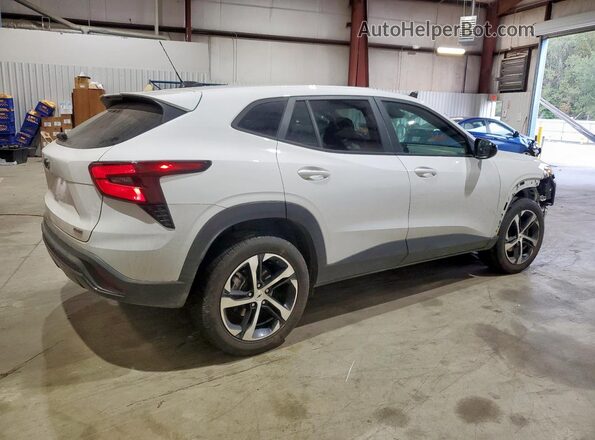 KL77LGE28RC063963 2024 CHEVROLET TRAX White Задня права чверть