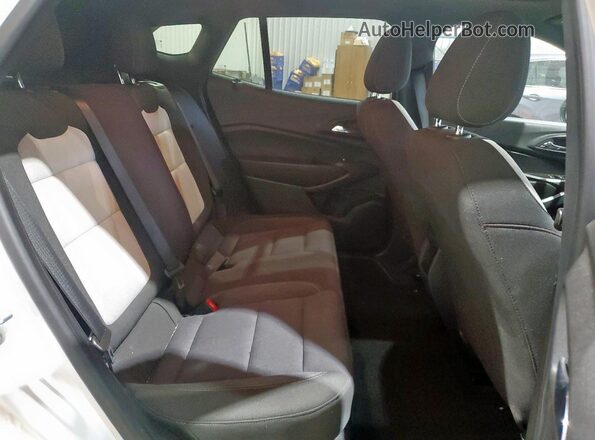 KL77LGE28RC063963 2024 CHEVROLET TRAX White Вид задніх сидінь