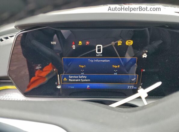 KL77LHEP6TC005827 2026 CHEVROLET TRAX Бордовый Вид щитка приборов