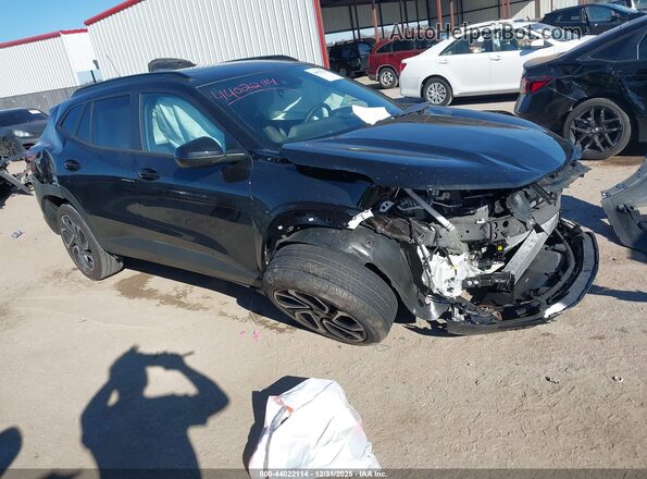 KL77LJEP0TC014904 2026 CHEVROLET TRAX Черный Передняя правая четверть