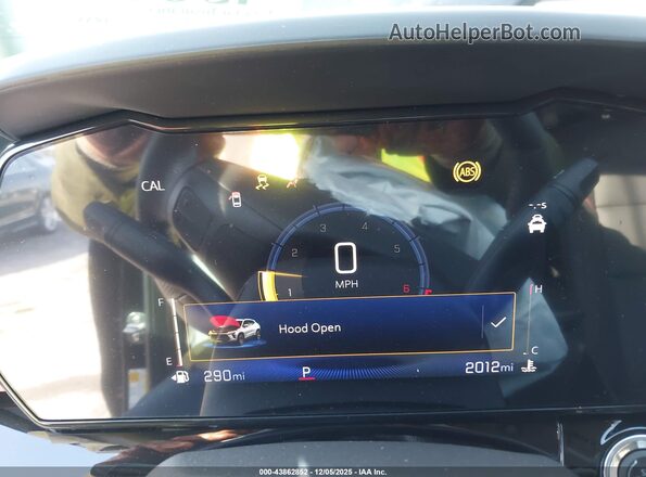 KL77LJEPXTC005143 2026 CHEVROLET TRAX Black უკანა სავარძლების ხედი