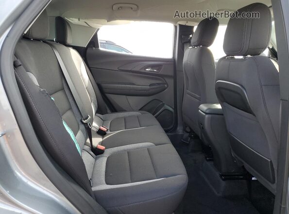 KL79MMSL3TB033249 2026 CHEVROLET TRAILBLAZER Серый Вид задней части салона