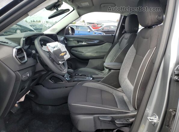 KL79MMSL3TB033249 2026 CHEVROLET TRAILBLAZER Серый Вид салона спереди