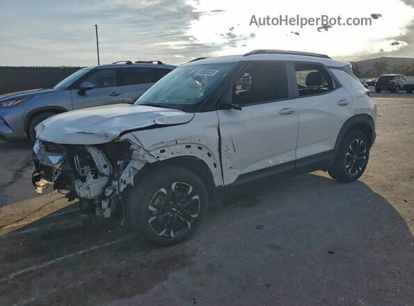 KL79MPS22MB152338 2021 CHEVROLET TRAILBLAZER Белый Передняя левая четверть