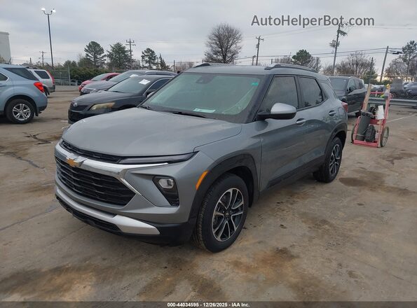 KL79MPSL2SB188732 2025 CHEVROLET TRAILBLAZER Gray Vista tres cuartos delantera izquierda