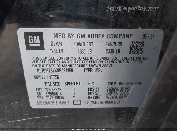 KL79MTSLXNB034959 2022 CHEVROLET TRAILBLAZER Black Vista del compartimento del motor