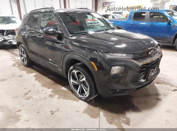 KL79MUSL1PB183298 2023 CHEVROLET TRAILBLAZER Черный Передняя правая четверть
