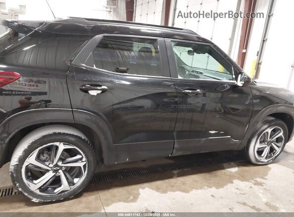 KL79MUSL1PB183298 2023 CHEVROLET TRAILBLAZER Черный Вид задней части салона