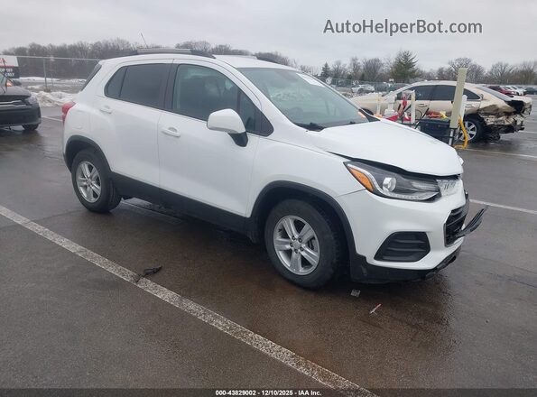 KL7CJLSB2MB310409 2021 CHEVROLET TRAX White Front right