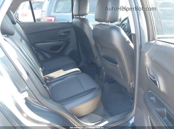 KL7CJLSM2NB564012 2022 CHEVROLET TRAX Blue Widok naklejki z numerem VIN