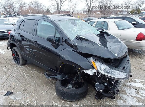 KL7CJPSB5MB353956 2021 CHEVROLET TRAX Бежевый Передняя правая четверть