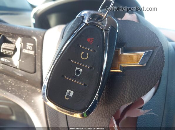 KL7CJPSB8MB347312 2021 CHEVROLET TRAX Серый Вид панели приборов