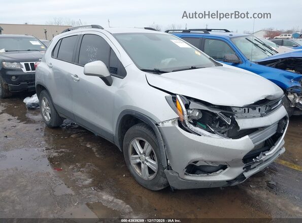 KL7CJPSB9MB354124 2021 CHEVROLET TRAX Gray Front right