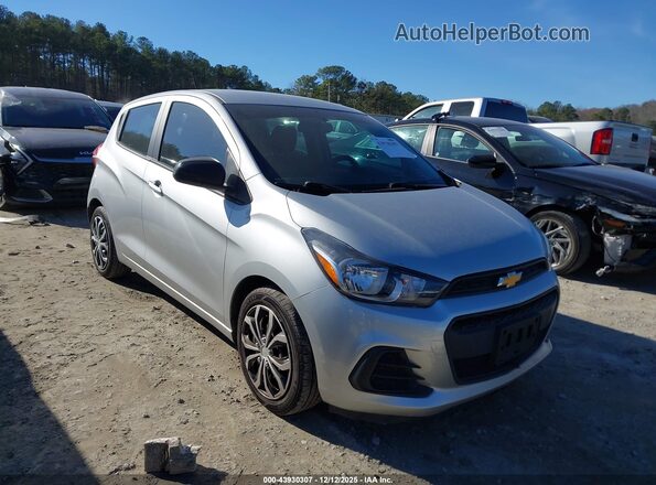 KL8CB6SA2HC773202 2017 CHEVROLET SPARK Silver Передня права чверть