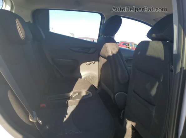KL8CB6SA2NC026307 2022 CHEVROLET SPARK Белый Вид задних сидений