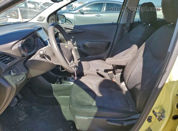 KL8CB6SA6JC479095 2018 CHEVROLET SPARK Зеленый Вид салона спереди