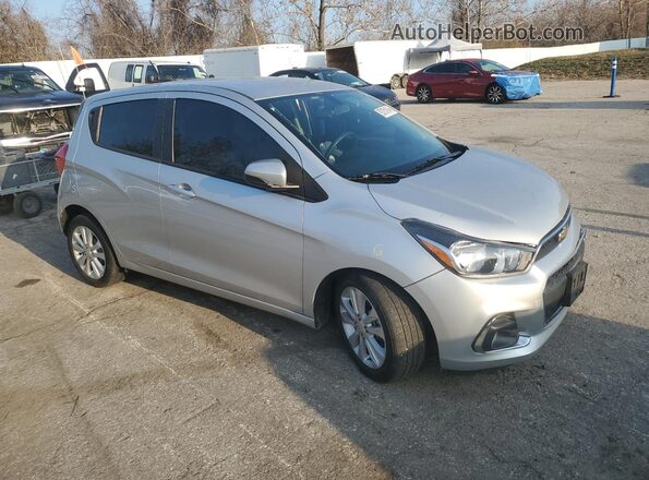 KL8CD6SA2JC471120 2018 CHEVROLET SPARK Silver წინა მარჯვენა