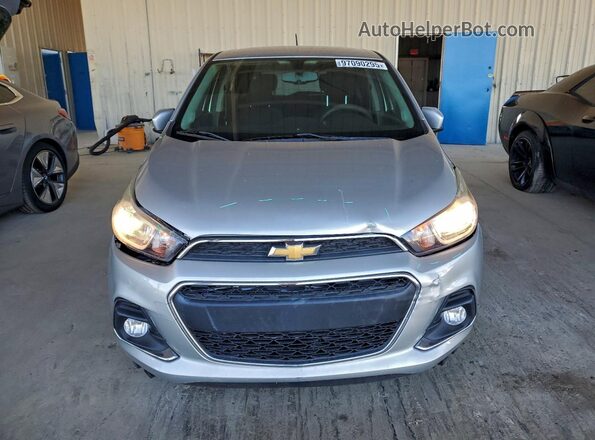 KL8CD6SA4HC811295 2017 CHEVROLET SPARK Серебряный Вид спереди