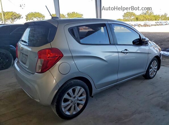 KL8CD6SA4HC811295 2017 CHEVROLET SPARK Серебряный Задняя правая четверть