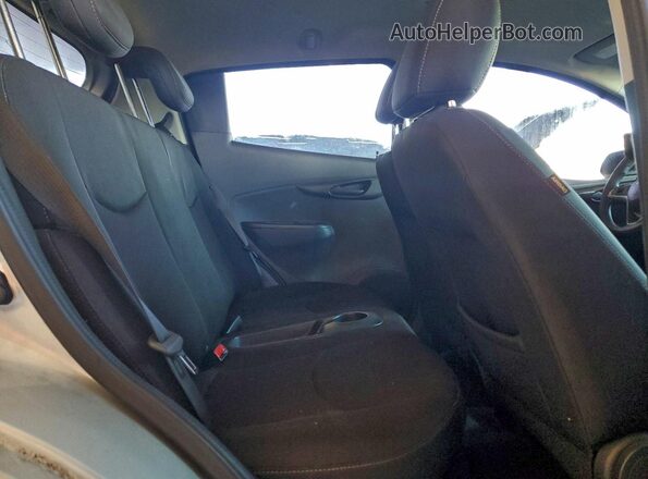 KL8CD6SA4HC811295 2017 CHEVROLET SPARK Серебряный Вид задних сидений