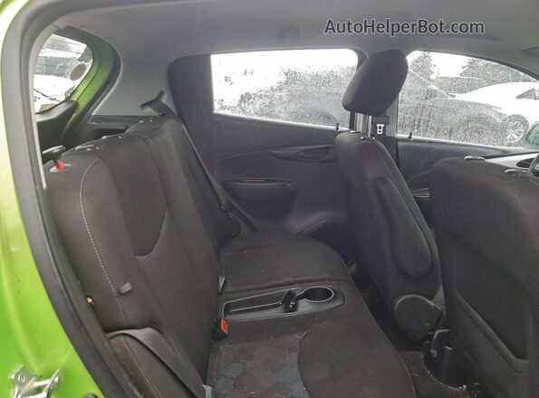 KL8CD6SAXGC605428 2016 CHEVROLET SPARK Green Հետևի նստատեղերի տեսք
