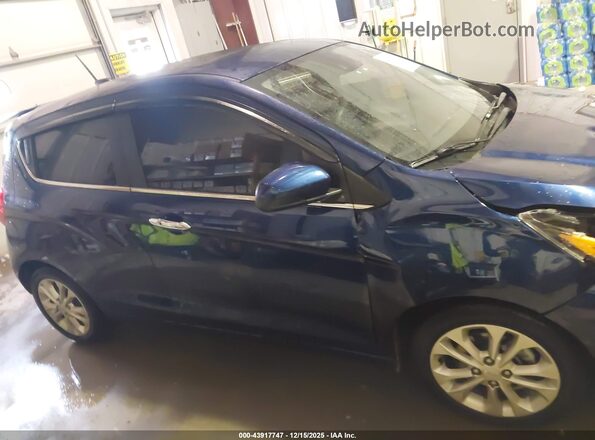 KL8CF6SA3NC022805 2022 CHEVROLET SPARK Синий Вид задней части салона