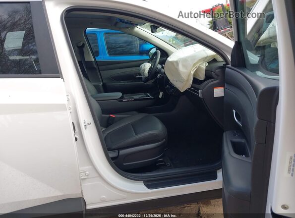 KM8JCDD17SU353672 2025 HYUNDAI TUCSON HYBRID White Widok wnętrza z przodu