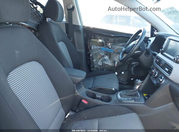 KM8K62AA4LU428267 2020 HYUNDAI KONA Black Widok wnętrza z przodu