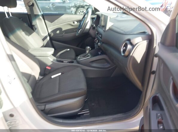 KM8K62AB6PU023218 2023 HYUNDAI KONA Gray Widok wnętrza z przodu