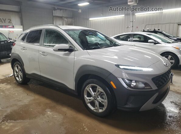 KM8K6CAB4PU960705 2023 HYUNDAI KONA Gray Przód prawy