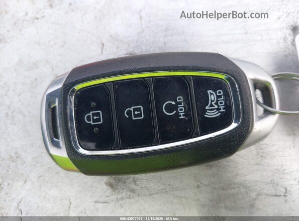 KM8KH3AC8NU002375 2022 HYUNDAI KONA N Красный Вид панели приборов