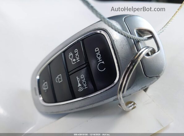 KM8KM4AE9NU080862 2022 HYUNDAI IONIQ 5 Белый Вид панели приборов
