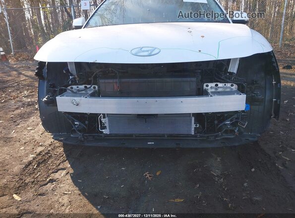 KM8KNDAFXNU107556 2022 HYUNDAI IONIQ 5 Белый Вид спереди