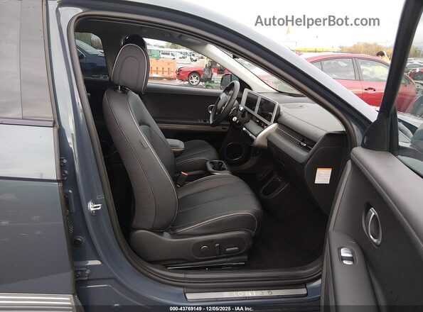 KM8KRDAF2PU211319 2023 HYUNDAI IONIQ 5 Синий Вид салона спереди