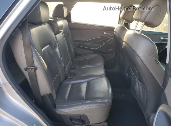 KM8SR4HF5HU243365 2017 HYUNDAI SANTA Серебряный Вид задней части салона