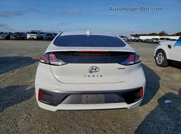 KMHC05LC9MU261069 2021 HYUNDAI IONIQ White Вид ззаду
