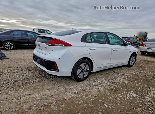 KMHC65LC0HU039766 2017 HYUNDAI IONIQ White Задня права чверть