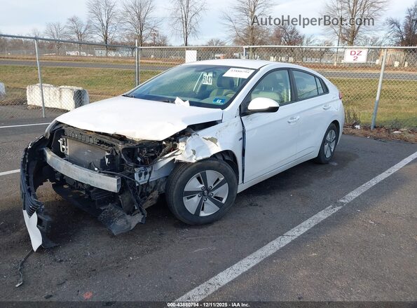 KMHC65LC1JU087220 2018 HYUNDAI IONIQ HYBRID Белый Передняя левая четверть
