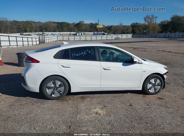 KMHC65LC4JU103863 2018 HYUNDAI IONIQ HYBRID White სალონის 360-გრადუსიანი ხედი