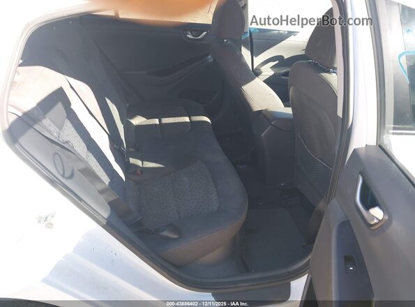 KMHC65LC4JU103863 2018 HYUNDAI IONIQ HYBRID White VIN კოდის სტიკერის ხედი