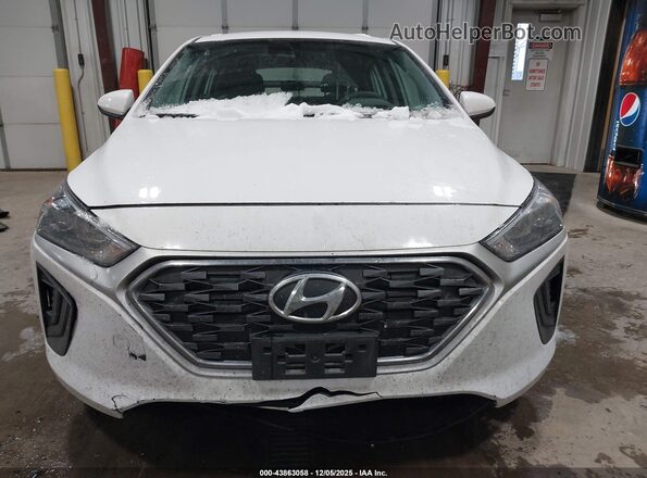 KMHC65LC5NU284834 2022 HYUNDAI IONIQ HYBRID Белый Вид панели приборов